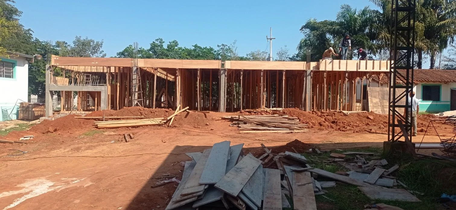 Estructura y encofrados de una obra presentada en el portafolio de FRAVA